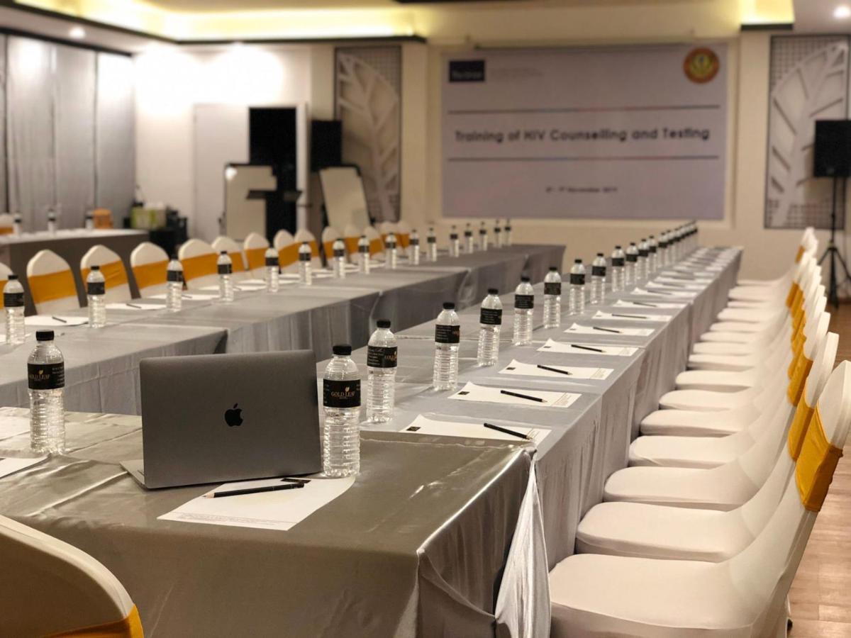 Gold Leaf Hotel Mandalay Bagian luar foto