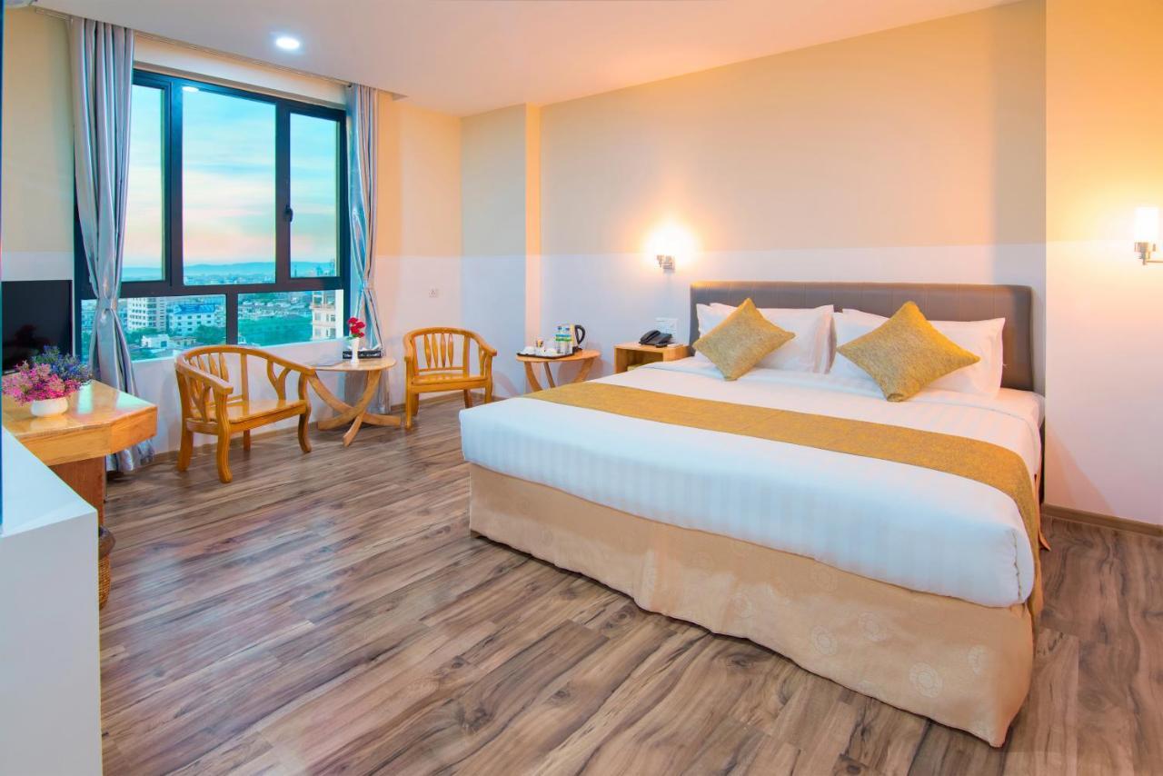 Gold Leaf Hotel Mandalay Bagian luar foto