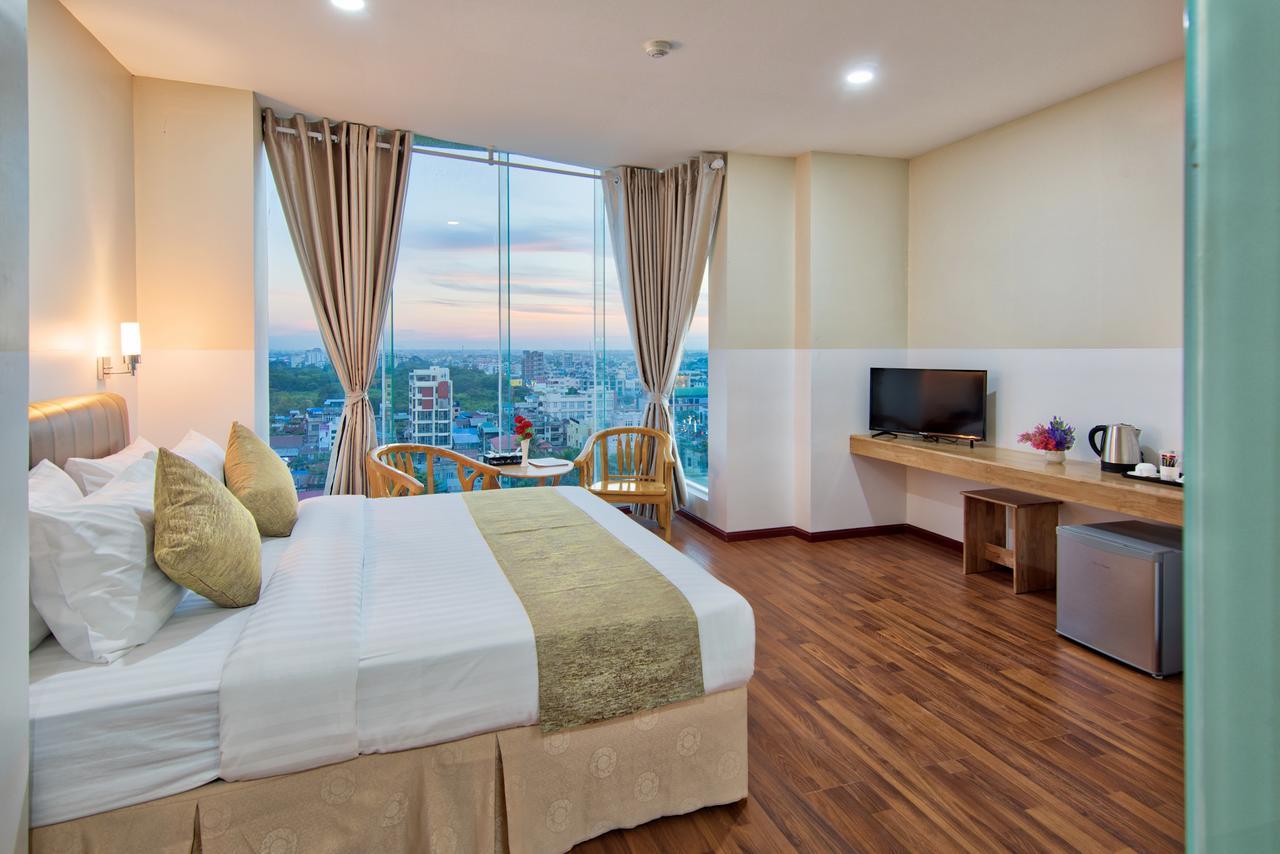 Gold Leaf Hotel Mandalay Bagian luar foto