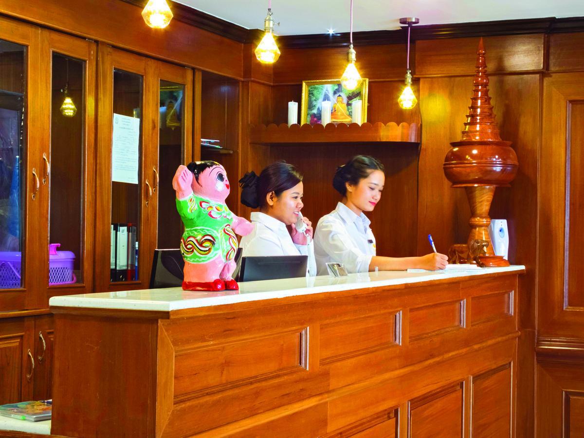 Gold Leaf Hotel Mandalay Bagian luar foto