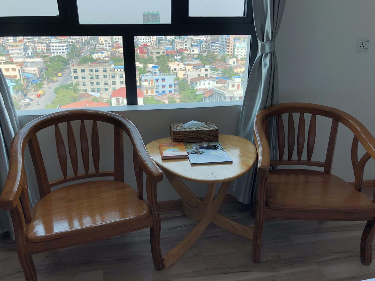 Gold Leaf Hotel Mandalay Bagian luar foto